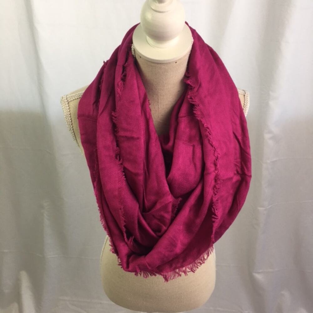 Infinity Scarf Magenta